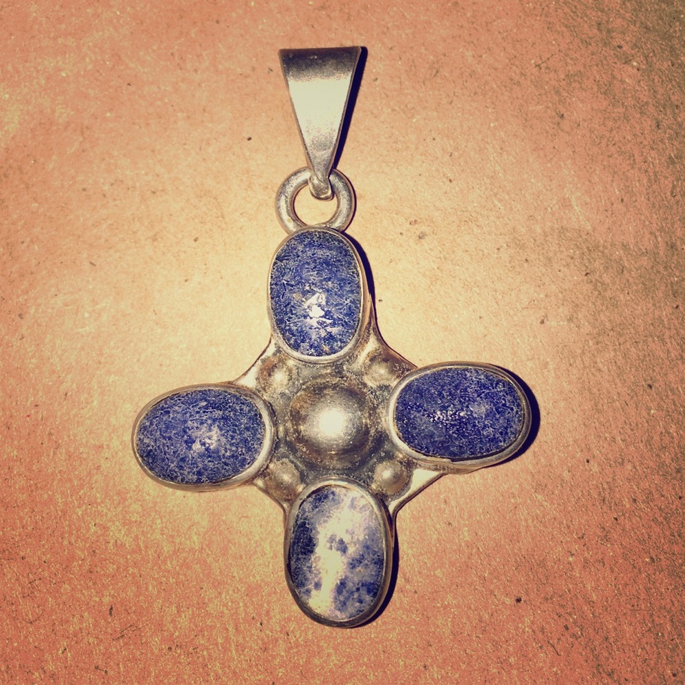 Vintage 60s to 70s hand crafted cross! 925 Silver.